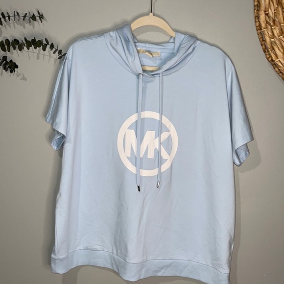 MK Basic Pullover with Hoodie - Picture 2 of 5